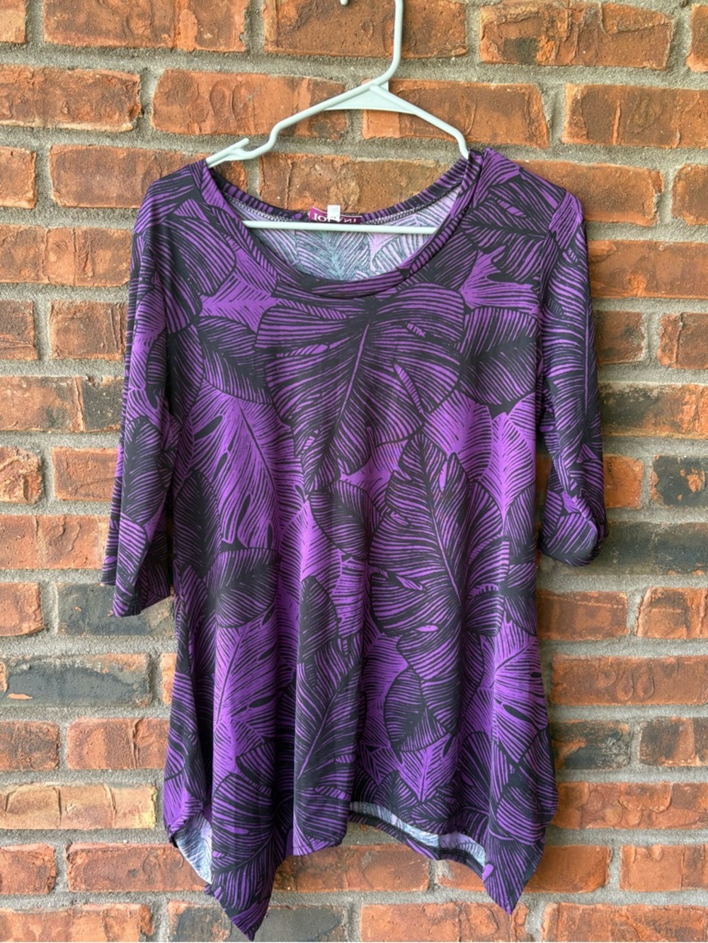 Purple and Black Hawaiian Print Tunic Top